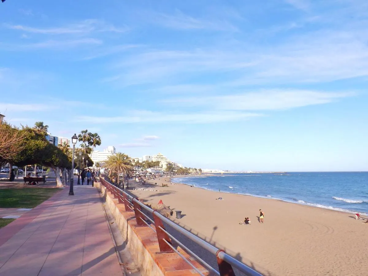 Διαμέρισμα Casa Familiar Para 8 Con Jardin, Bbq, Terraza, Piscina Y Playa Cerca Benalmádena